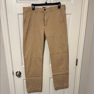 J. Crew Men's Khaki Chinos - Light Tan
